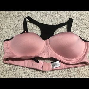 Excellent condition sports bra. Size large. Molded cups